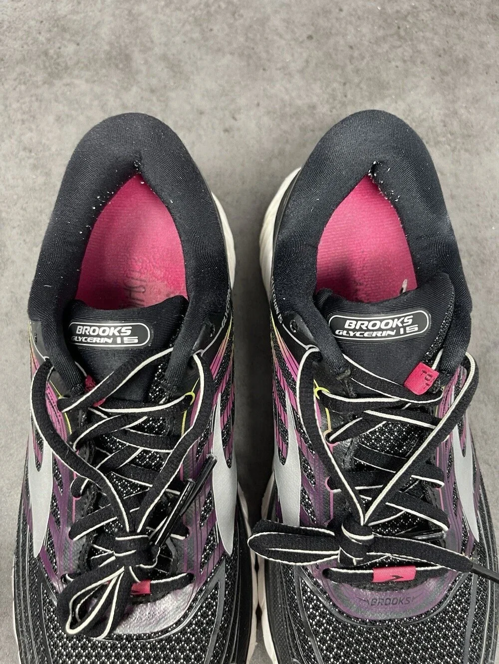 Brooks Glycerin 15 Sneakers Womens Size 9 Black Pink Athletic Trainer Running